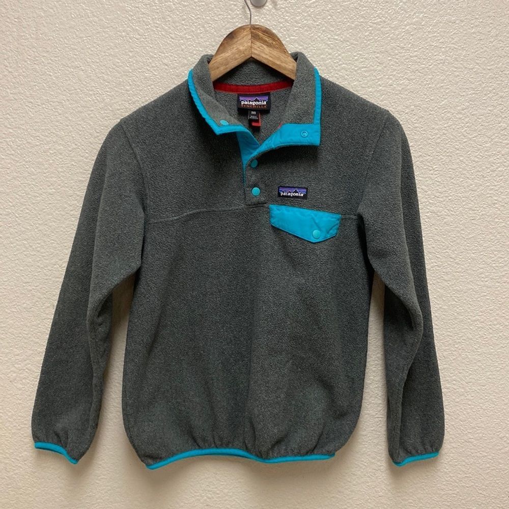 Patagonia Gray and Teal Fleece Pullover